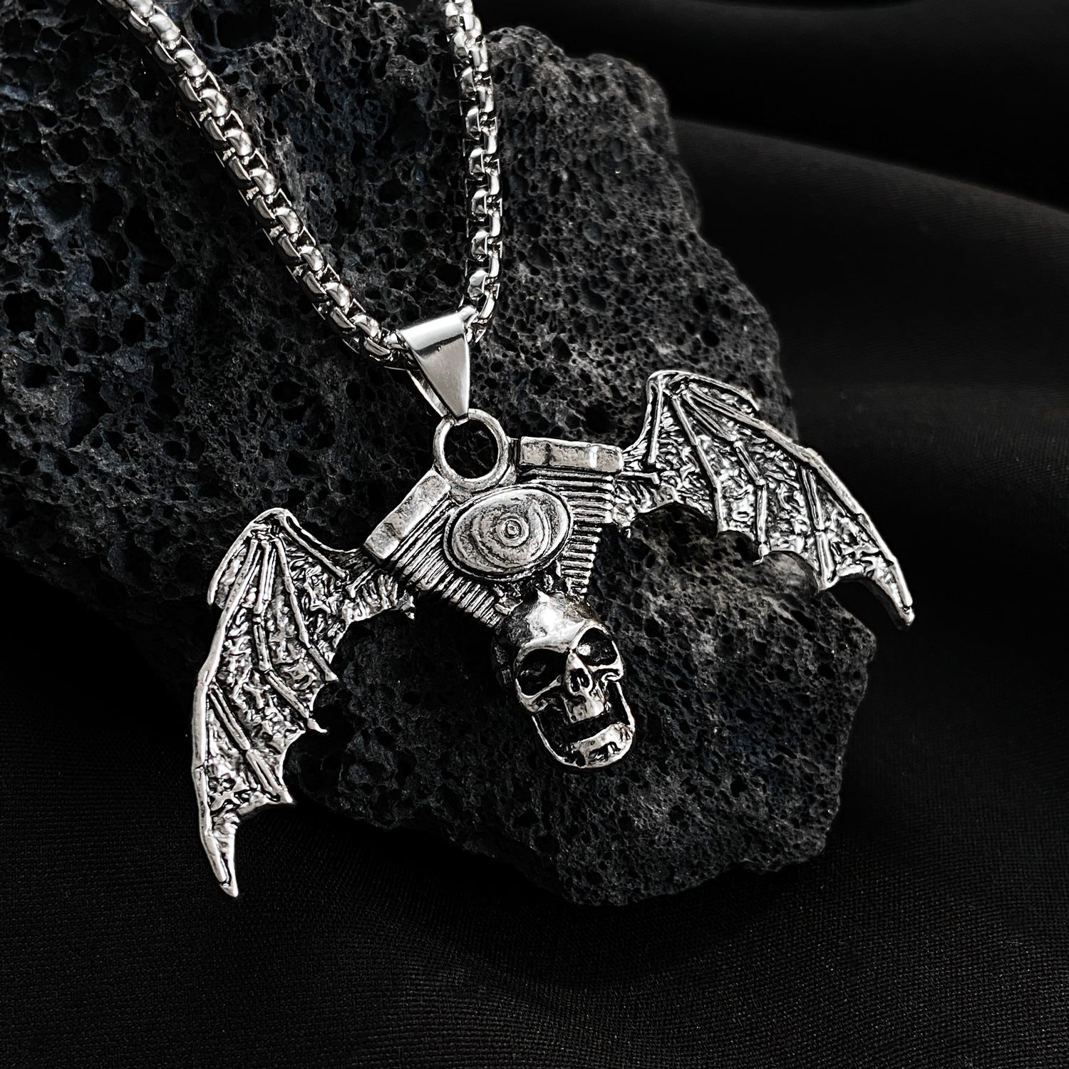 Wholesale Punk Style Skull Pendant Necklace Trendy Jewelry Accessory for Gift Boutique Resale