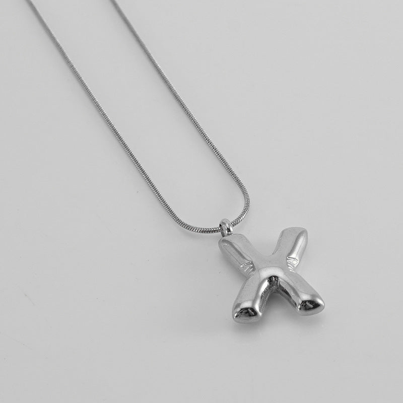 Großhandel Titanium Stahlblasenbuchstaben Halskette Schlangenknochenkette