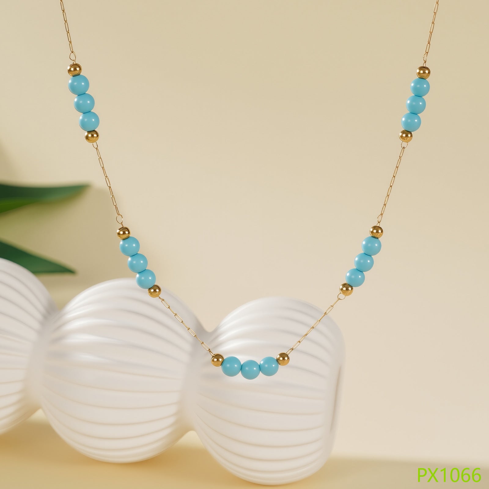 Wholesale Real Gold Plated Titanium Steel Turquoise Necklace,  Light Luxury Style Fashion Accessory