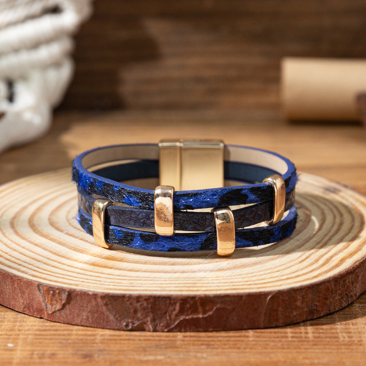 Bracciale in pelle larga a tre strati all'ingrosso