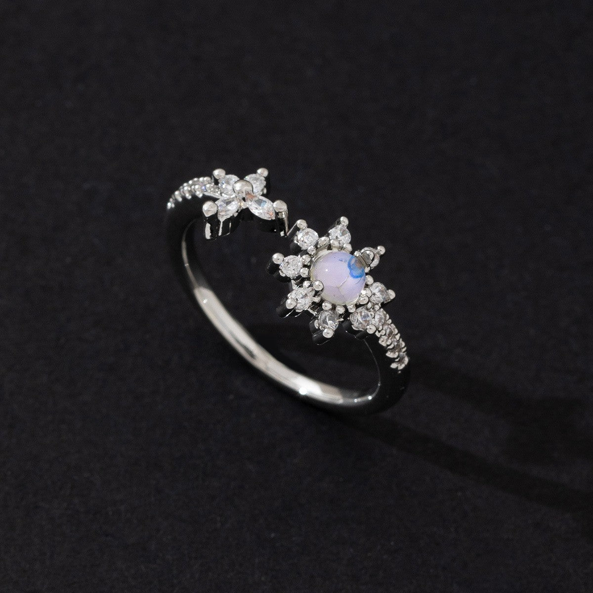 Wholesale Cold Style Vintage Cross Hollow Zircon Open Ring Chic Fashion Accessory For Everyday Wear