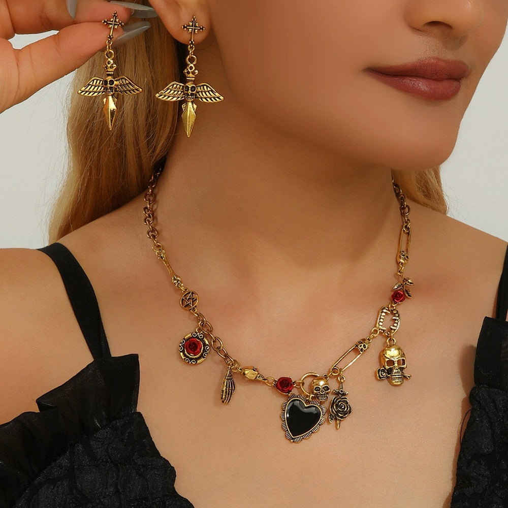 Wholesale  Punk Skull Vampire Necklace and Earrings Set Gothic Fashion Accessory Party Gift Boutique
