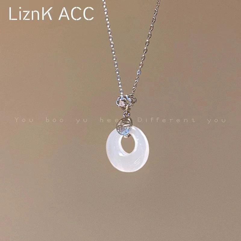 Wholesale Light luxury Pearl titanium steel necklace