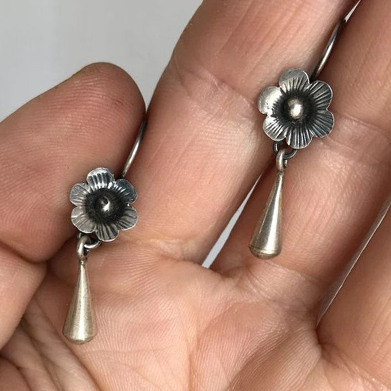 Wholesale Plant Flower Earrings  Ancient Silver Alloy Hanging Earrings Jewelry