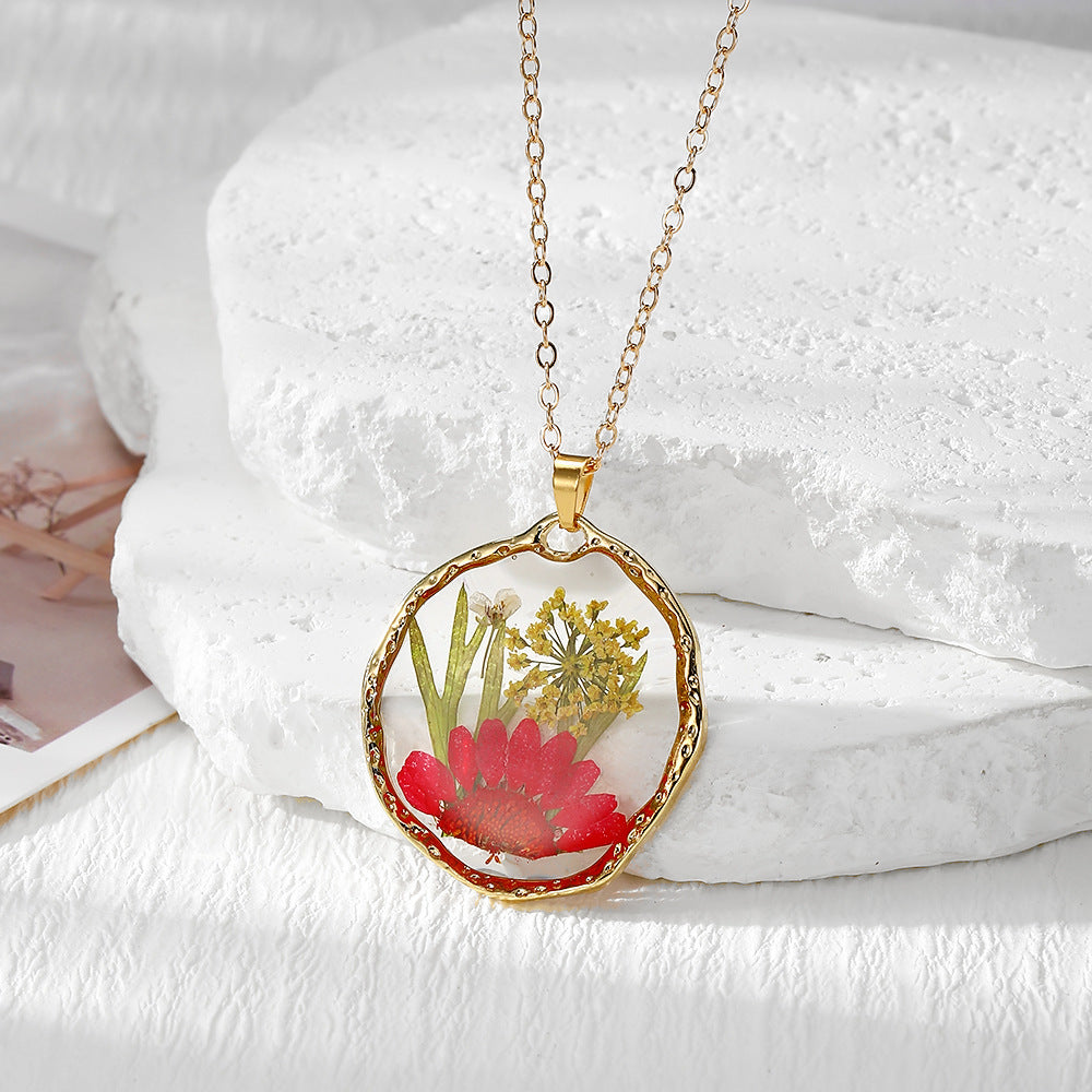 Wholesale Bohemian Dried Flower Clear Resin Pendant Necklace Colorful Flower Collarbone Chain Jewelry Accessory Gift