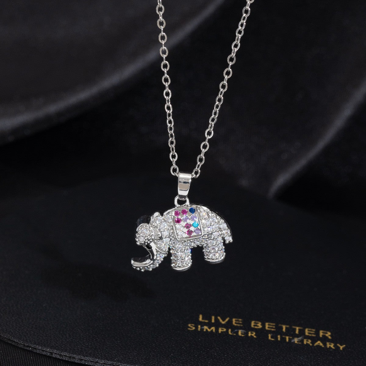 Wholesale Copper Zircon Elephant Pendant Necklace O Chain Collarbone Jewelry Fashion Accessory For Everyday Boutique Resale