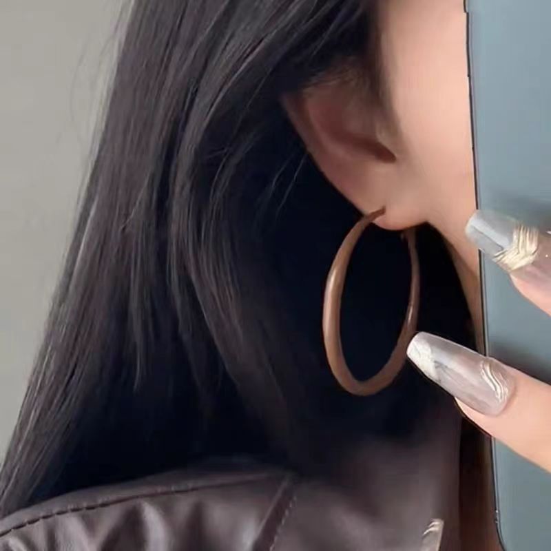 Wholesale alloy exaggerated hoop earrings