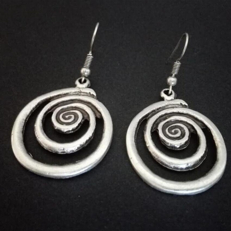 Wholesale  retro geometric spiral old metal earrings