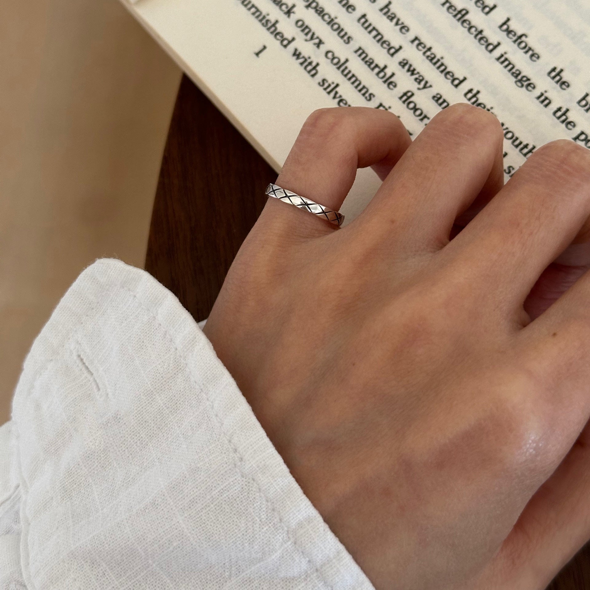 Wholesale Vintage distressed 925 silver heart ring