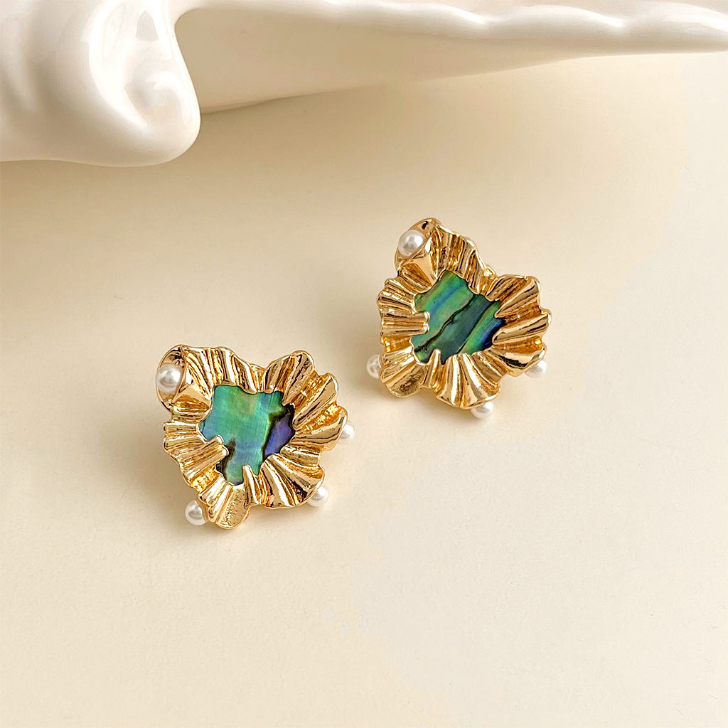 Wholesale Hand-made natural fritillary earrings