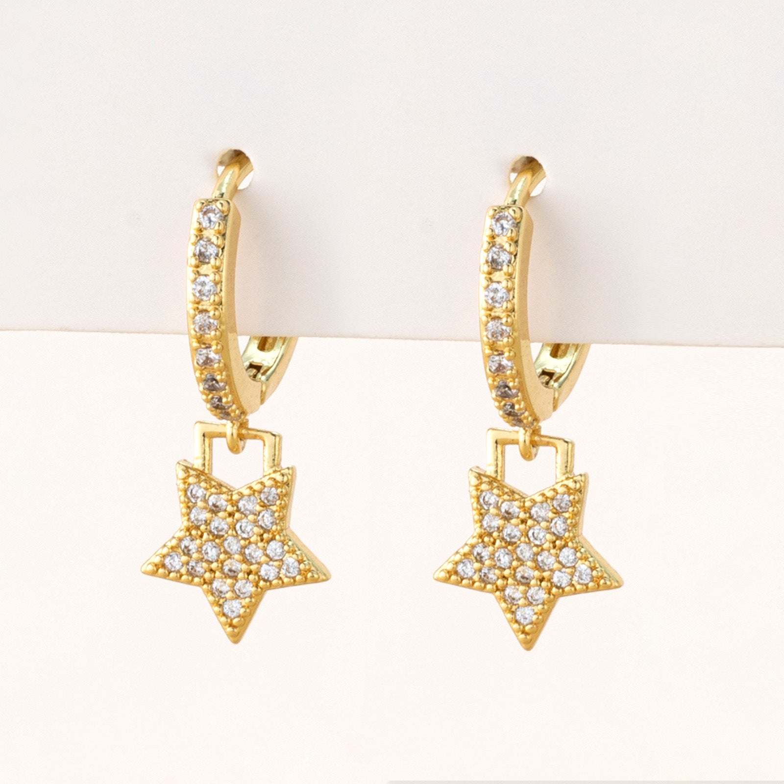 Wholesale Copper Electroplated Zircon Cross Bow Ear Cuff Stylish Women S Fashion Accessory For Boutique Resale