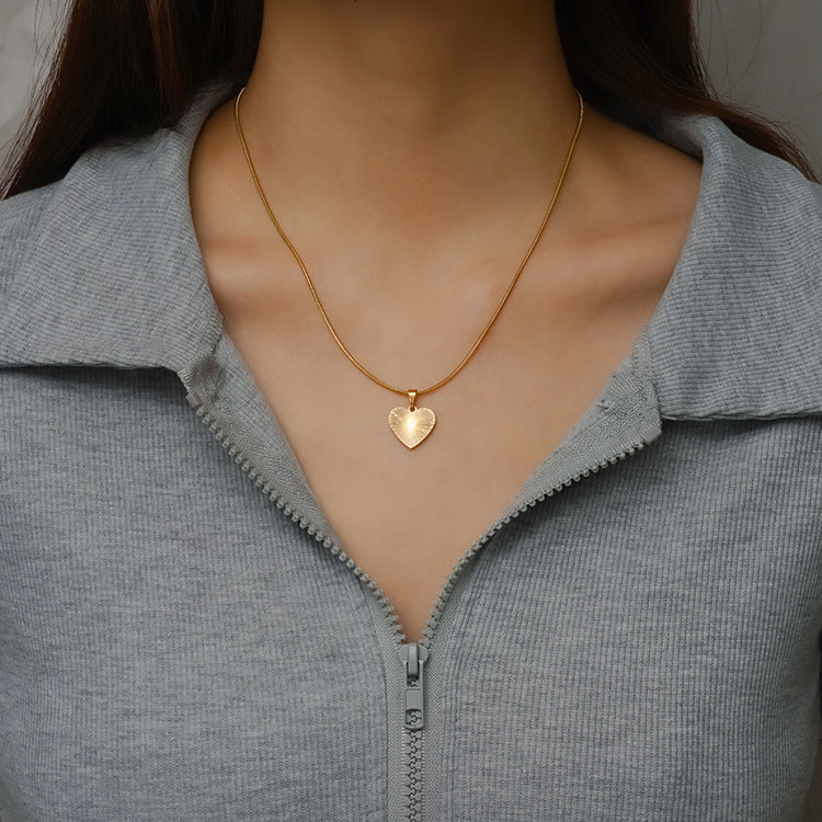 Wholesale Stainless steel heart pendant necklace