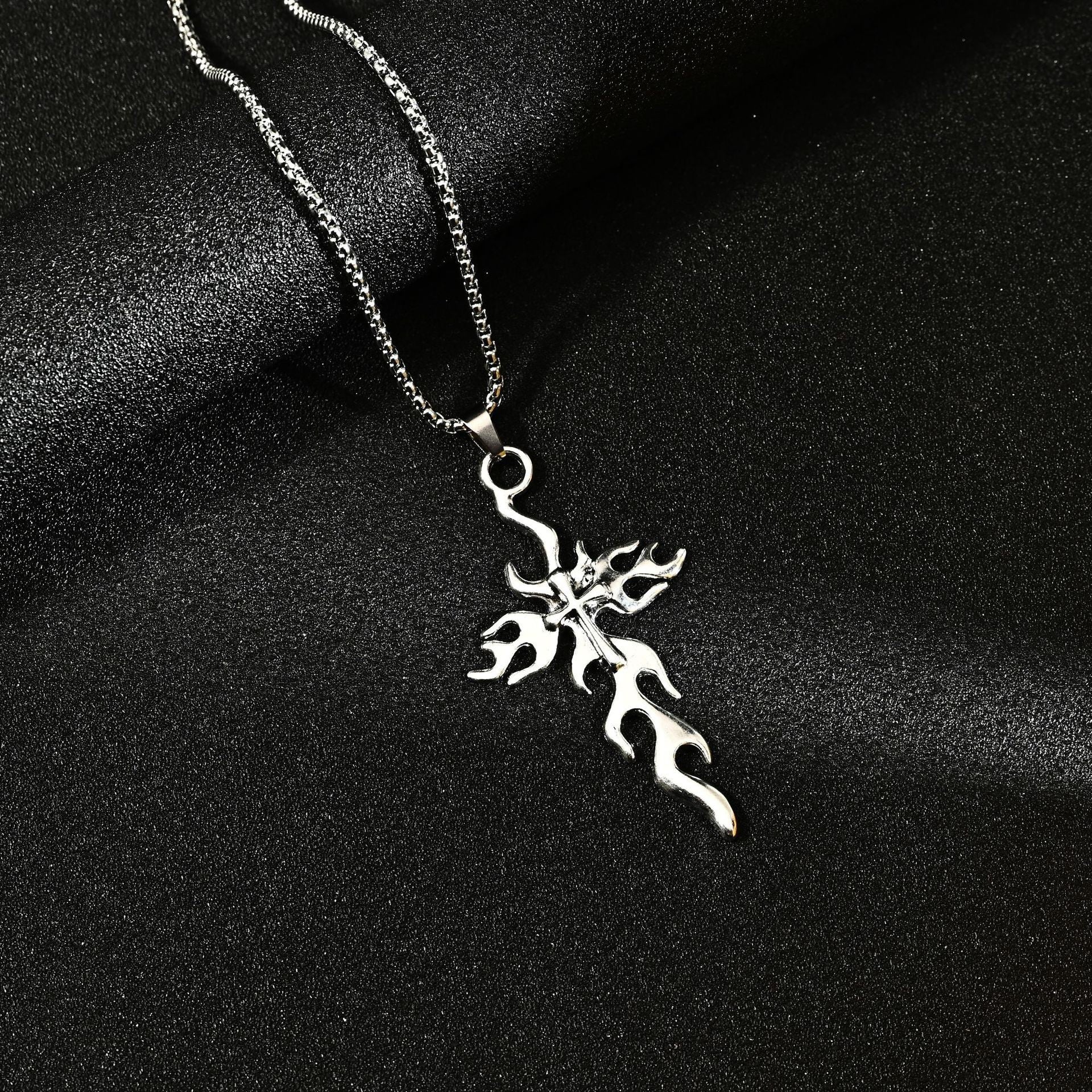 Wholesale Hip Hop Street Style Irregular Cross Pendant Necklace Stainless Steel Electroplated Chain Fashion Jewelry Resale Accessory