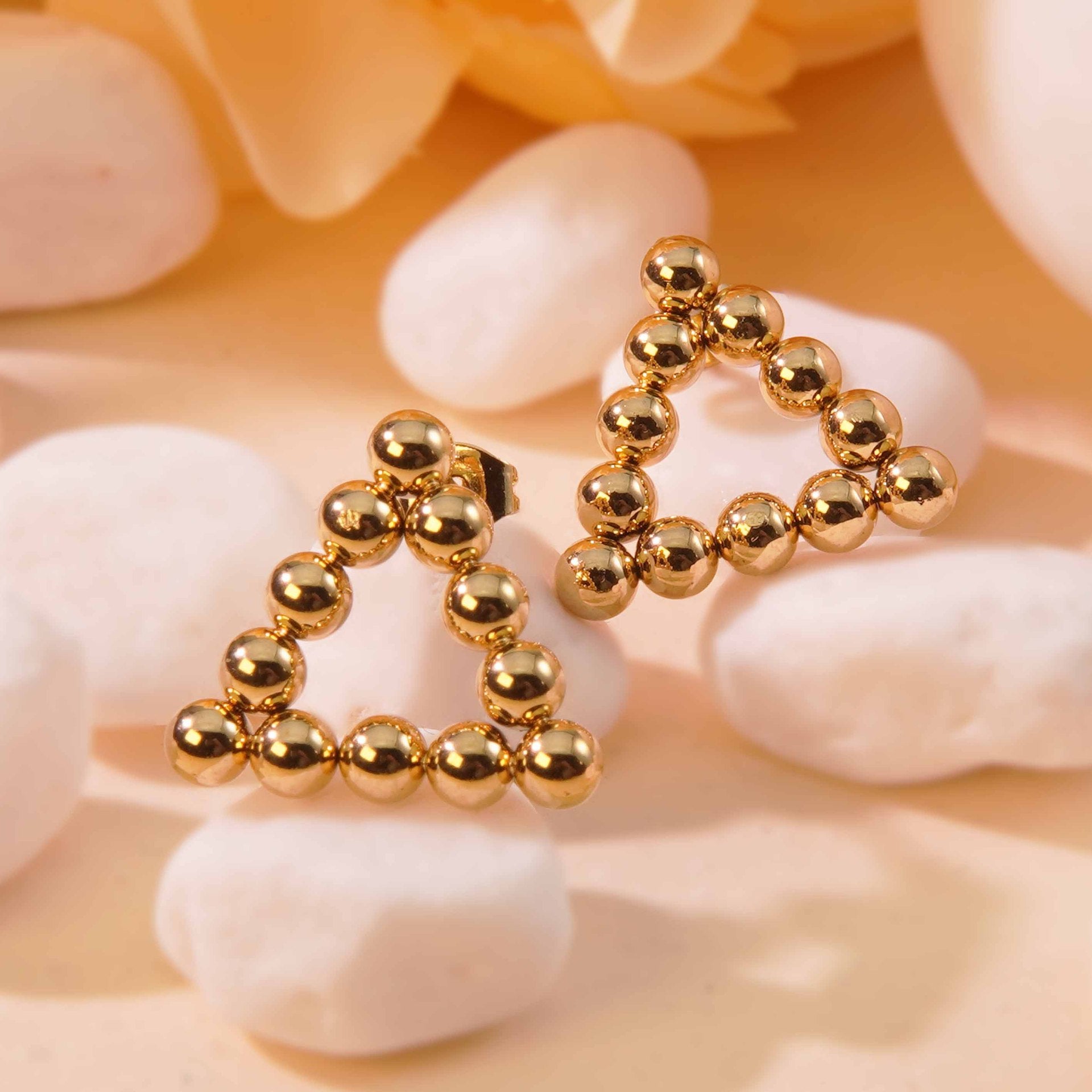 Wholesale stainless steel earrings 18K gold love flowers geometric gold beads earrings