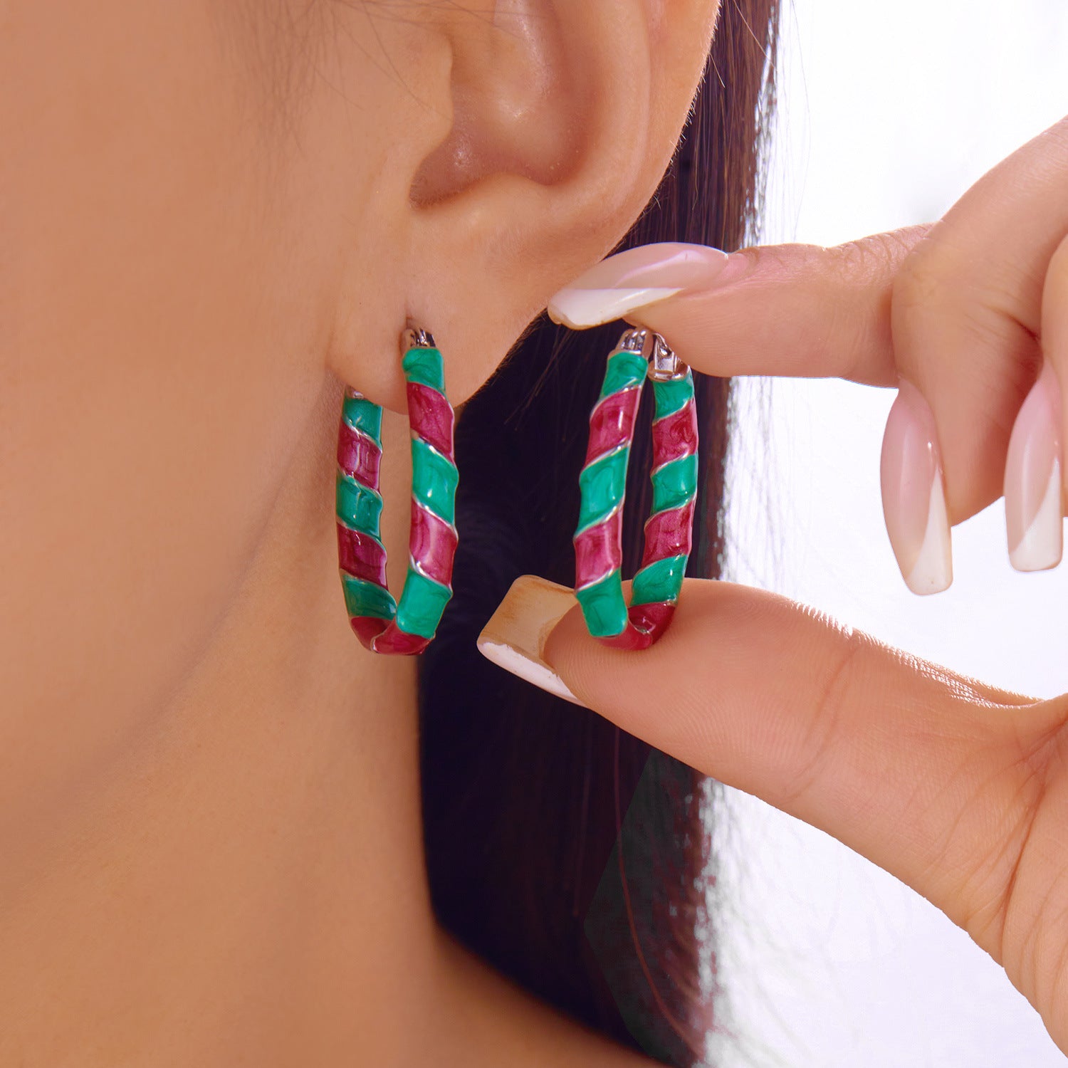 Boucles d'oreilles géométriques en spirale colorée rouge et vert en gros