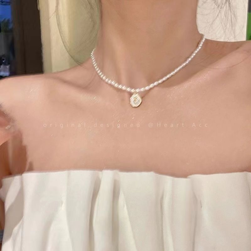 Wholesale Bowknot Pearl Necklace With Full Rhinestones Light Luxury Women S Collarbone Necklace Chic Fashion Accessory Gift