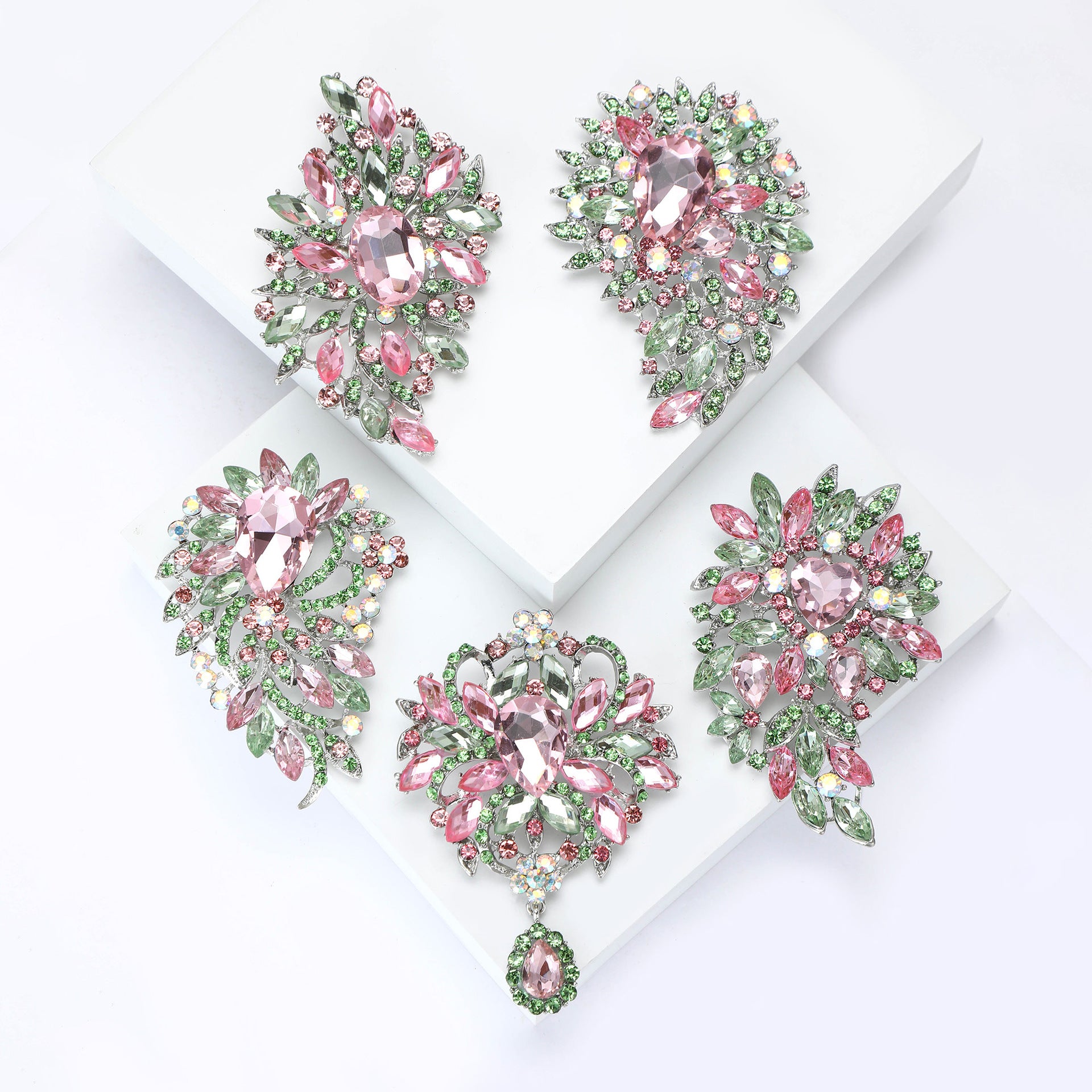 Wholesale Pink Green Floral Crystal Glass Brooch Women S Decorative Fashion Gift
