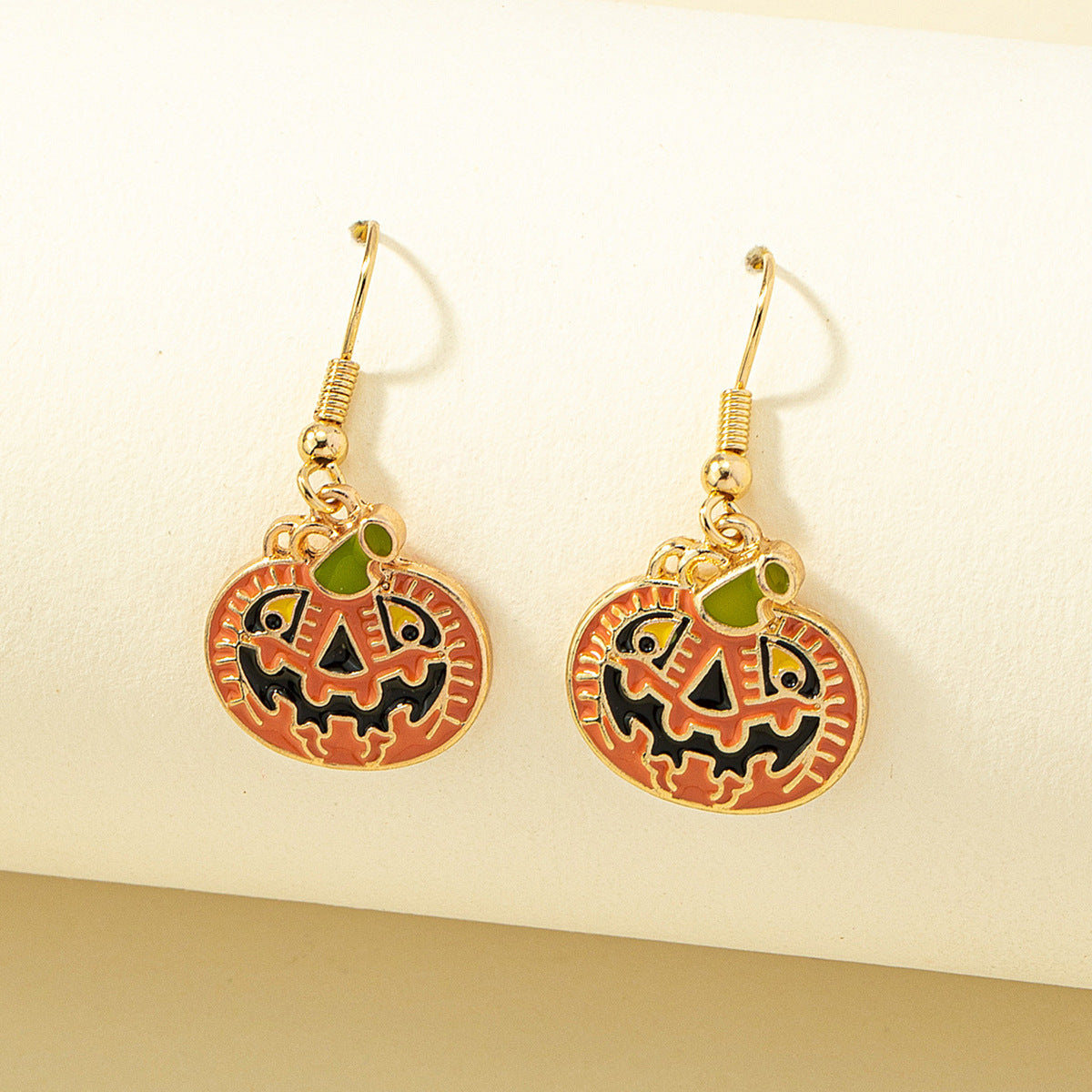 Wholesale  earrings  oil  black cat earrings