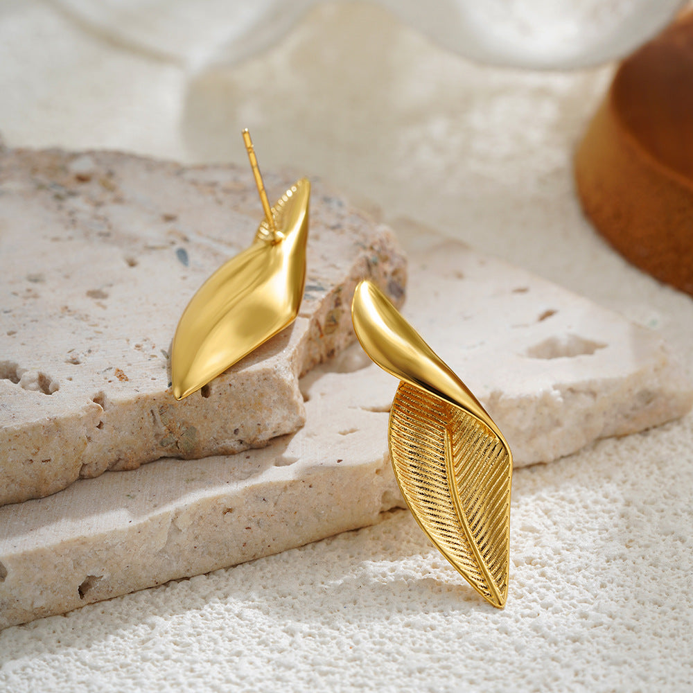 Wholesale 18K gold leaf exaggerated earrings