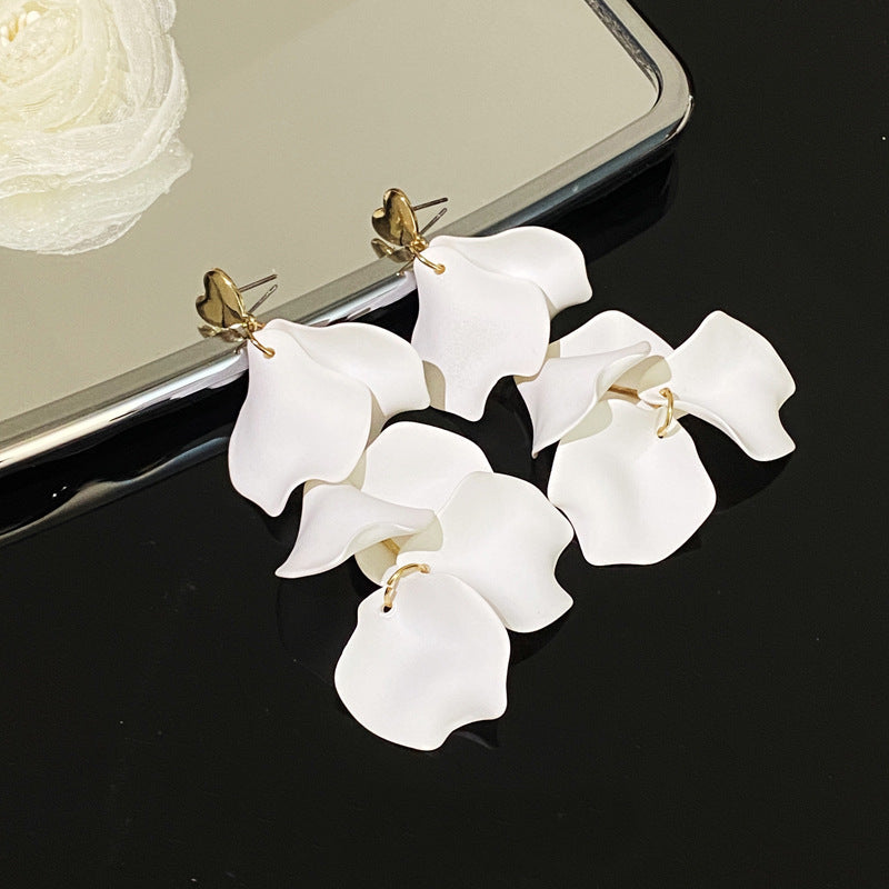 Wholesale  White Petal Long Earrings