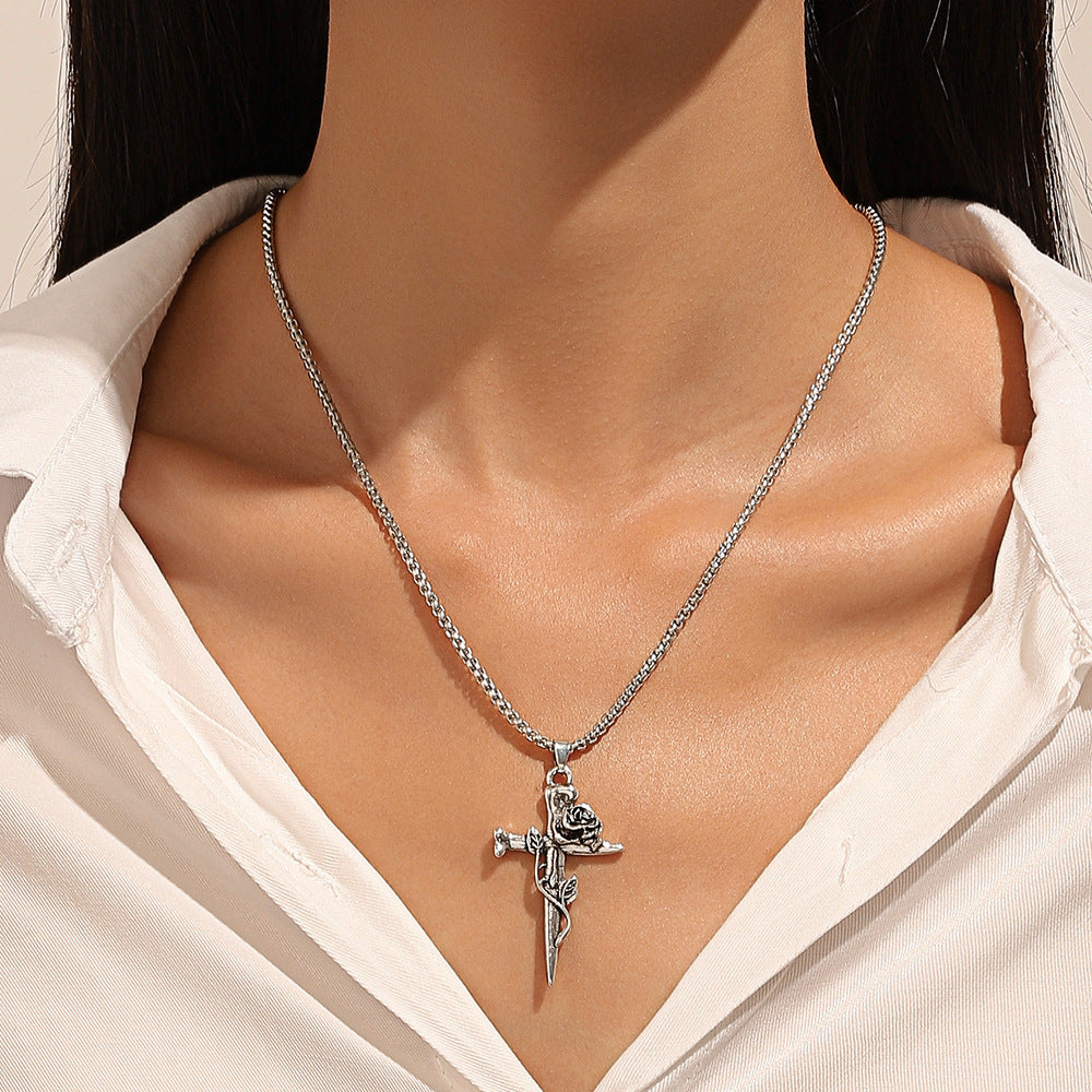 Wholesale Love Rose Necklace  Flower Heart-shaped Clavicle Chain