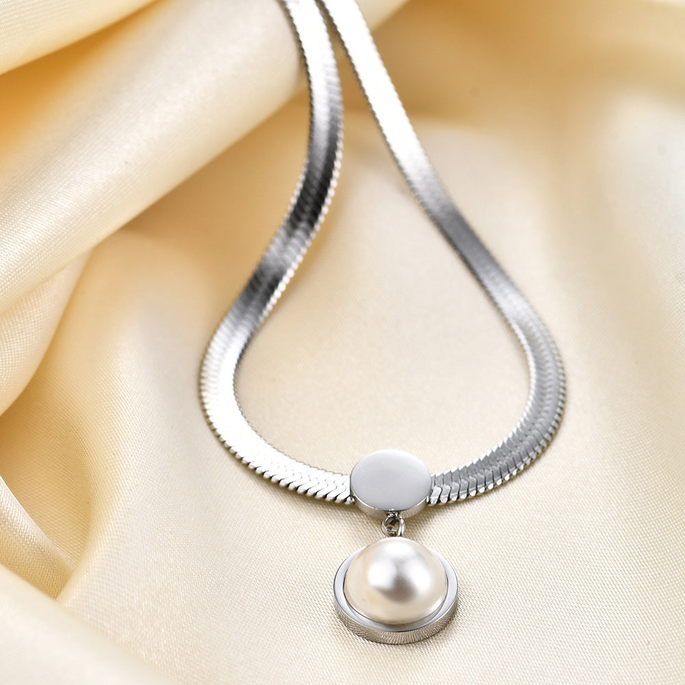 Wholesale  Flat Snake Chain Blade Necklace Pearl Clavicle Chain Titanium Steel Necklace