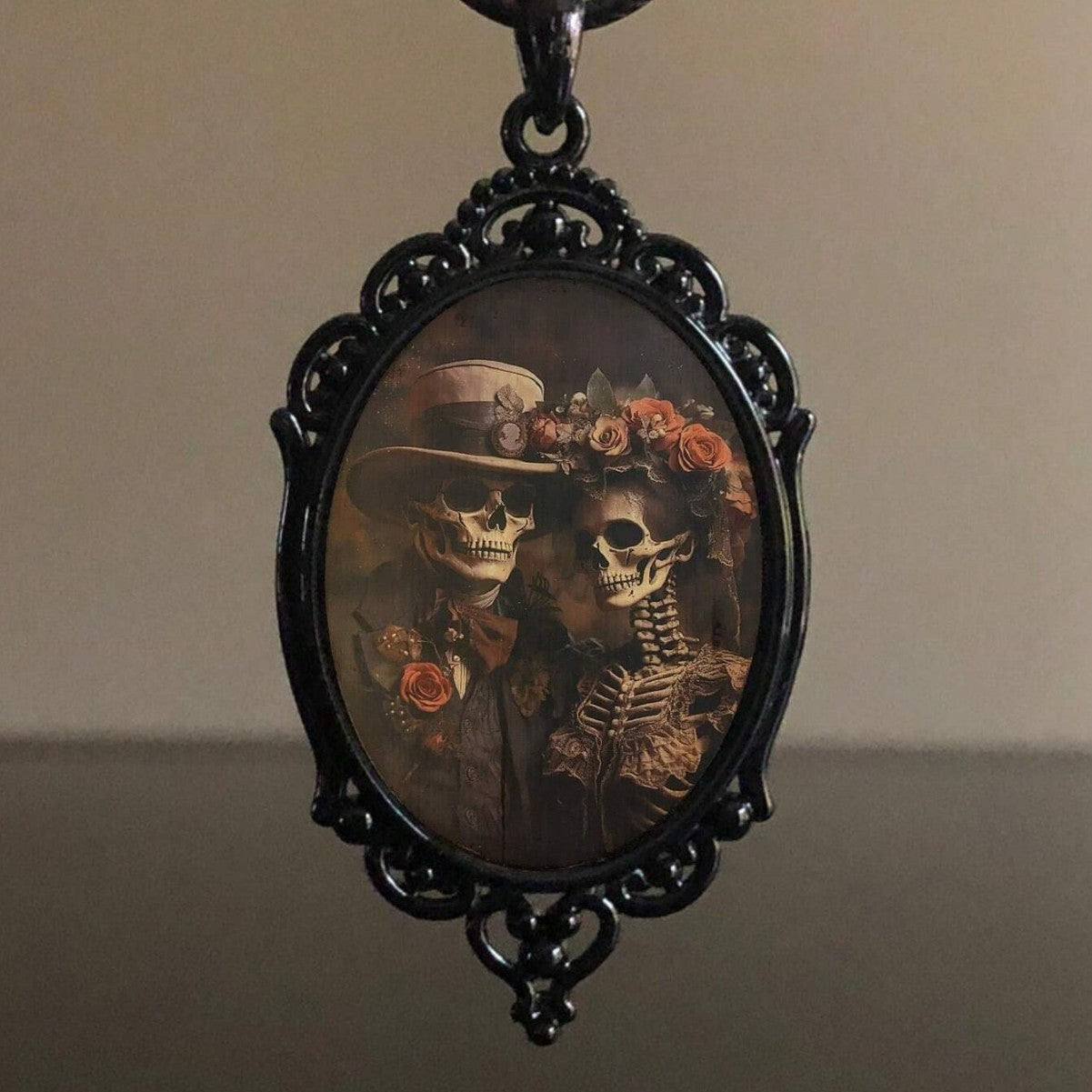Wholesale Gothic Crow Skull Alloy Pendant Necklace Jewelry Accessory for Boutique Resale