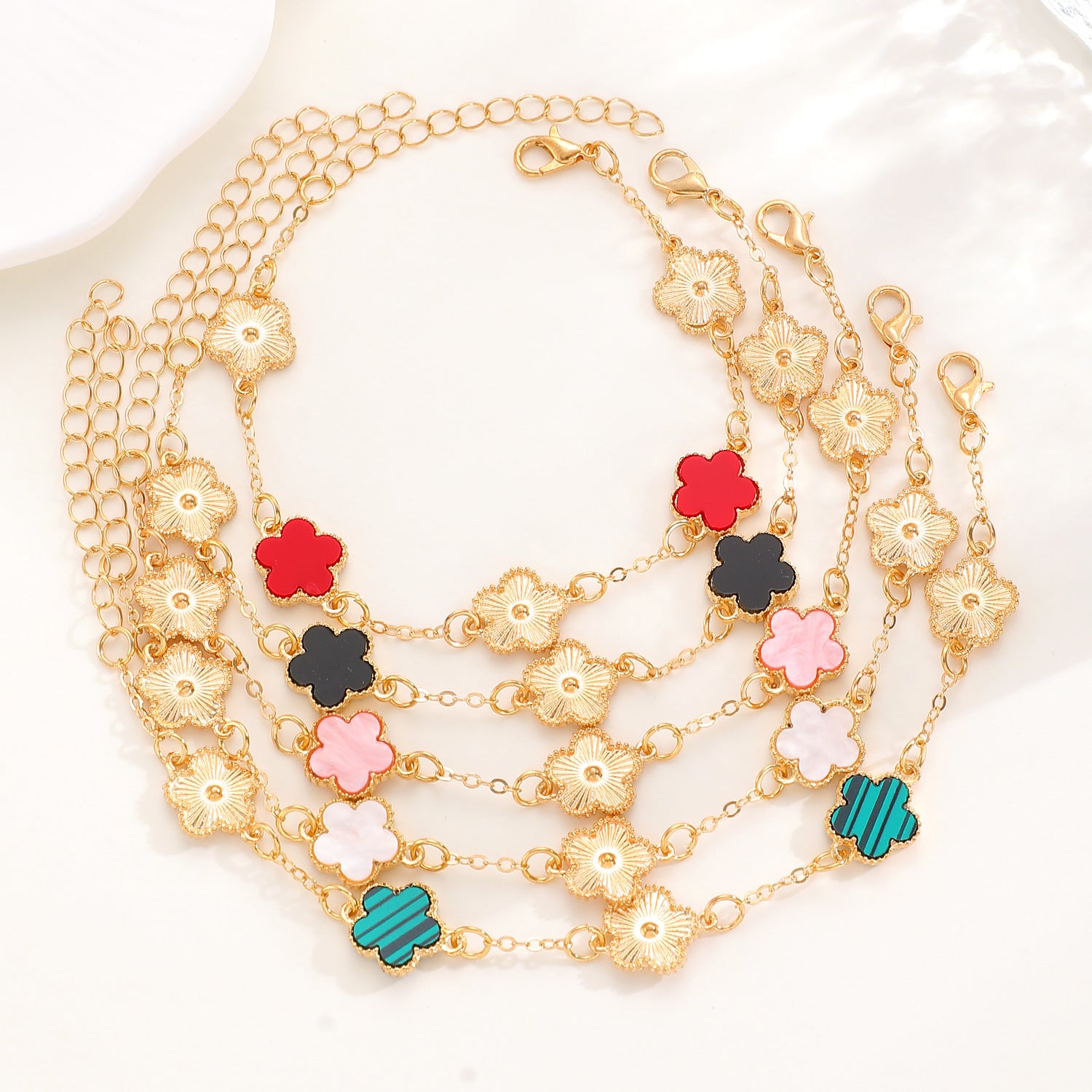 Wholesale Alloy five-leaf clover flower bracelet