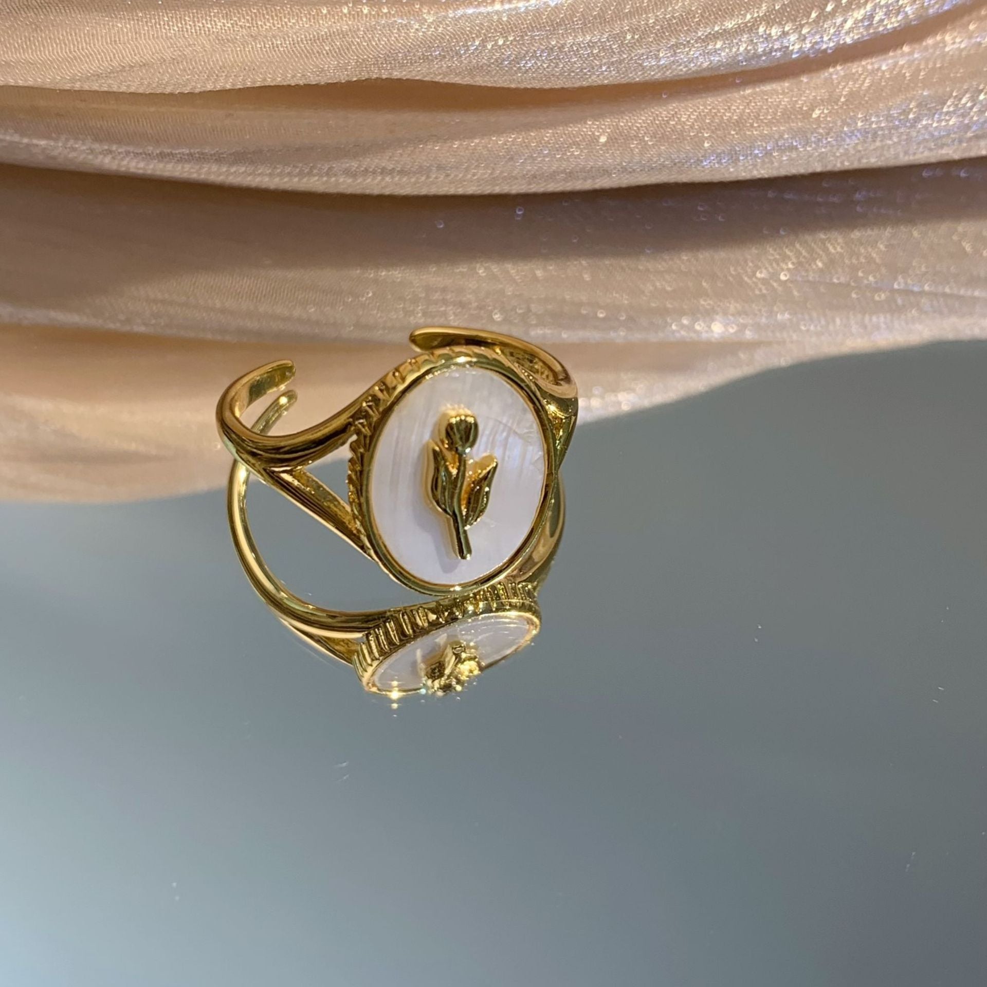 Wholesale Retro Romantic Tulip Flower Open Ring