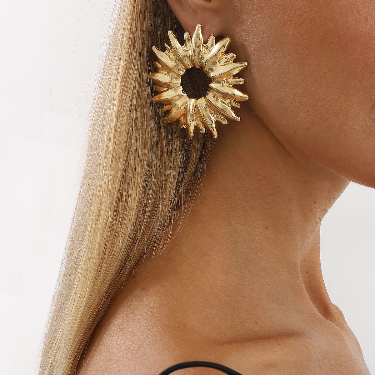 Orecchini avanzati all'ingrosso del fiore della lega della cavità del girasole