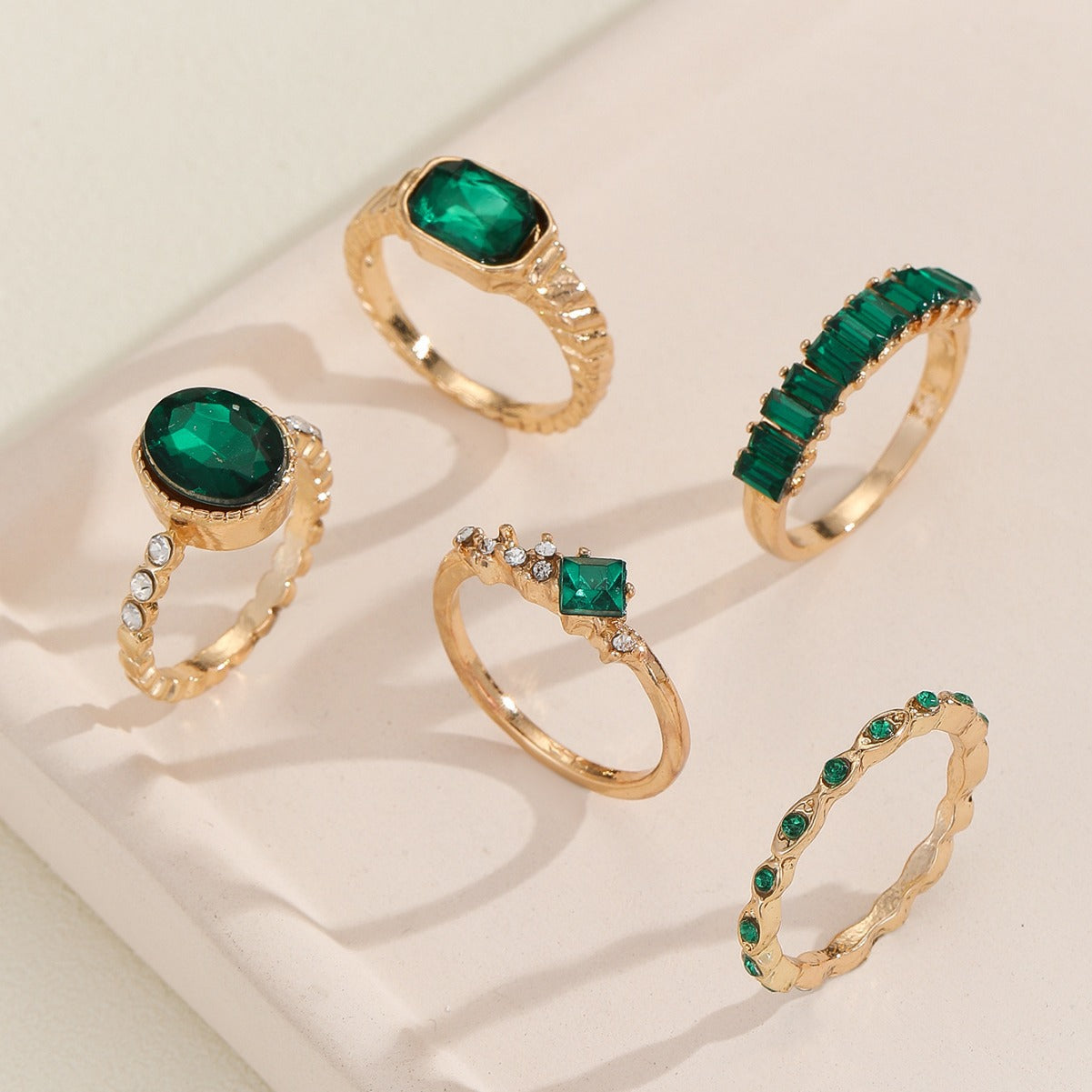 Wholesale Retro Green Rhinestone Ring Set 5 Pieces Women S Chic Fashion Jewelry Accessory Boutique Gift Resale