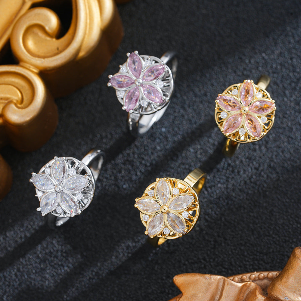 Wholesale Chic Flower Petal Rotating Ring with Rhinestone Titanium Steel Gold Finish Jewelry Accessory