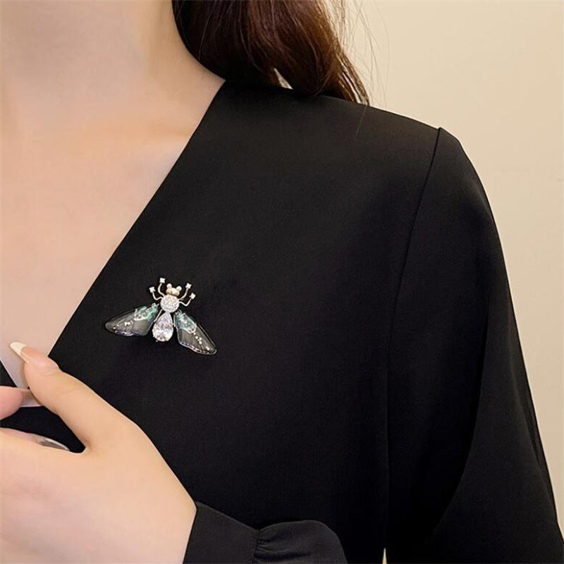 Wholesale Magpie bird animal brooch