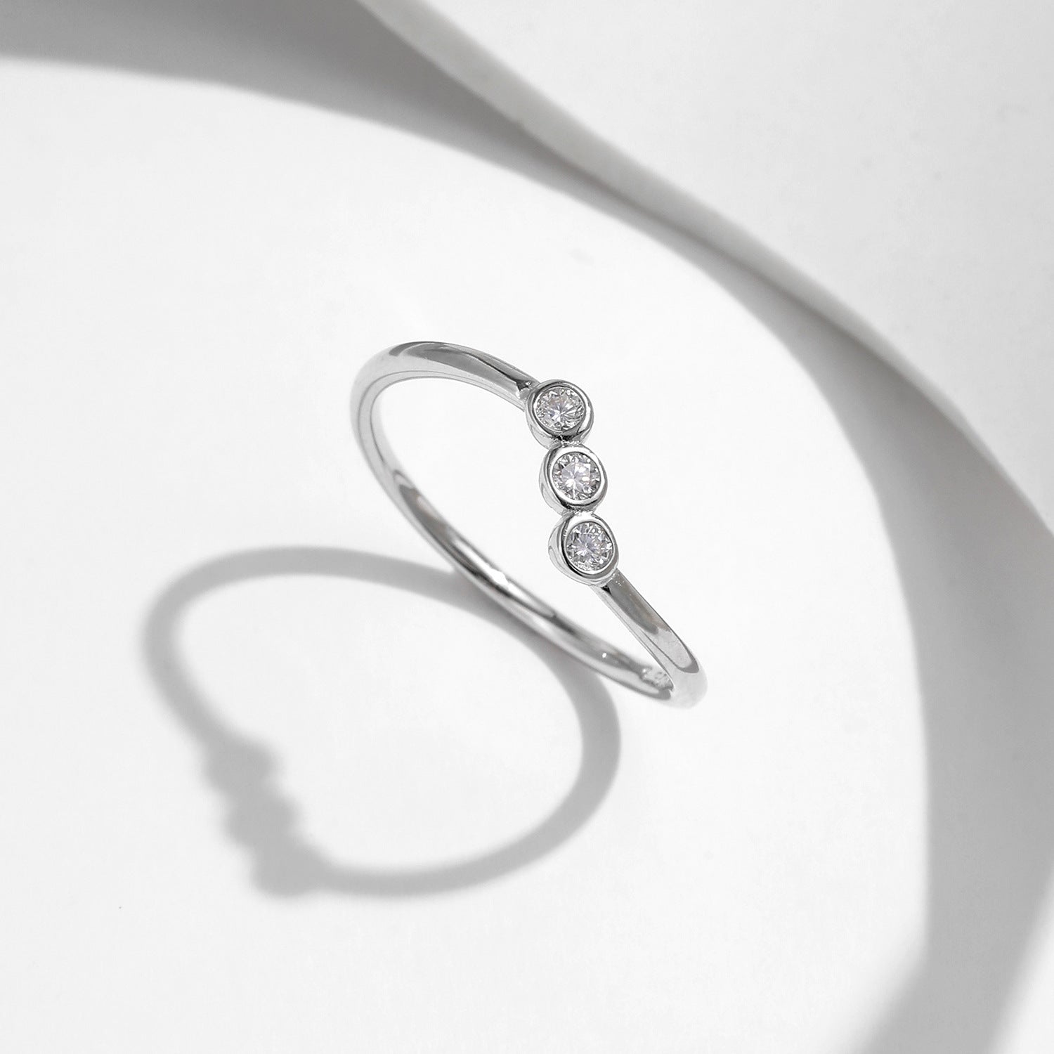 Wholesale  Diamond s925 Sterling Silver Light Luxury Irregular  Diamond Ring