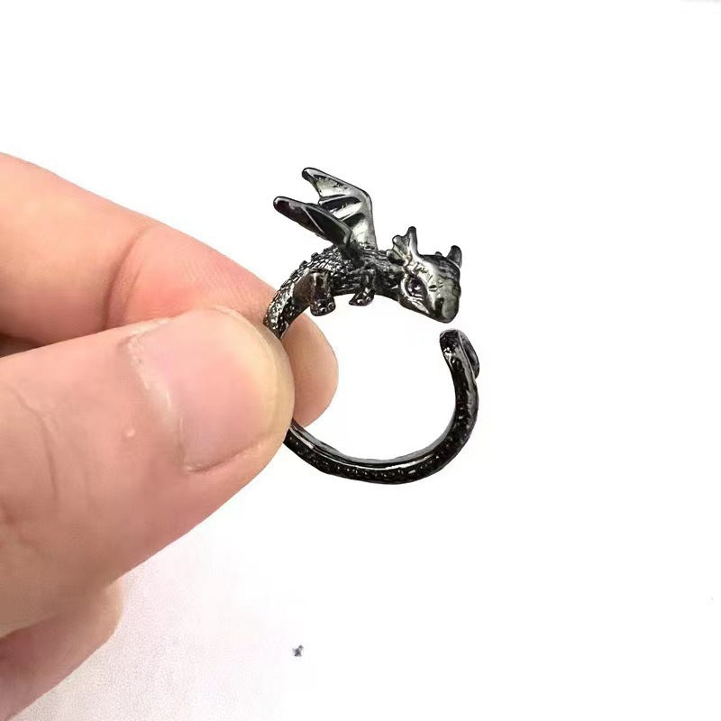 Wholesale Retro personalized flying dragon shape ring