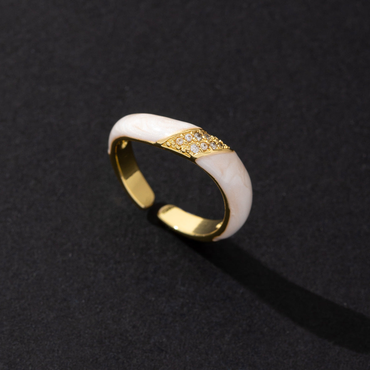 Wholesale Cold Style Vintage Cross Hollow Zircon Open Ring Chic Fashion Accessory For Everyday Wear