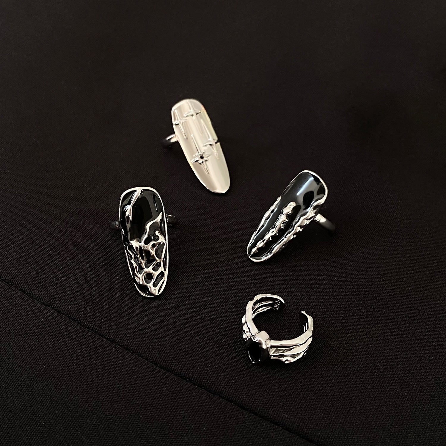 Wholesale 4pcs dark punk creative open nail ring set