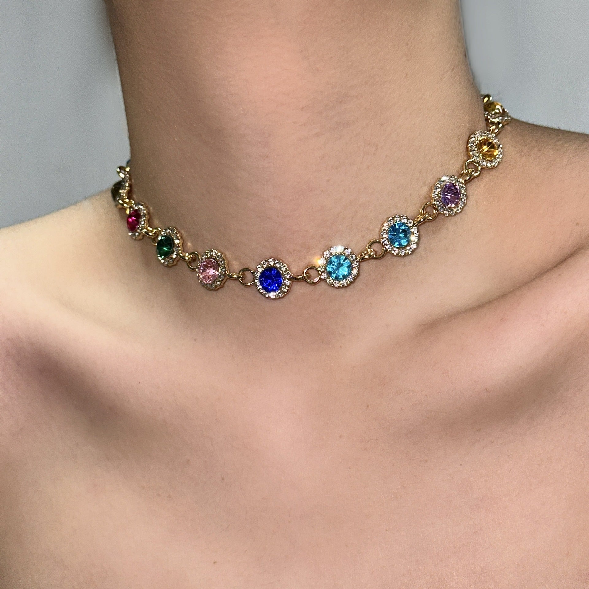 Wholesale Color Necklace Exquisite Clavicle Chain