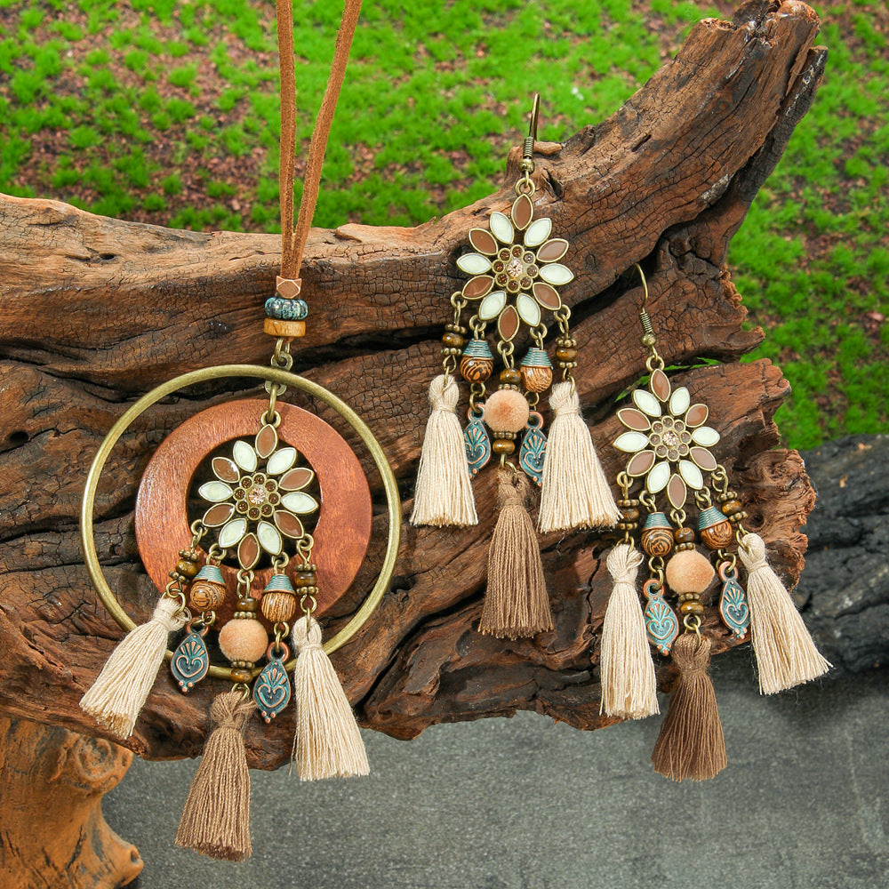Wholesale Alloy Electroplated Bohemian Jewelry Set Earrings Necklace for Women Fashion Accessory