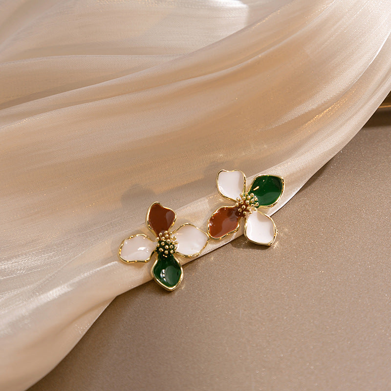 Wholesale Silver Needle Flower Earrings