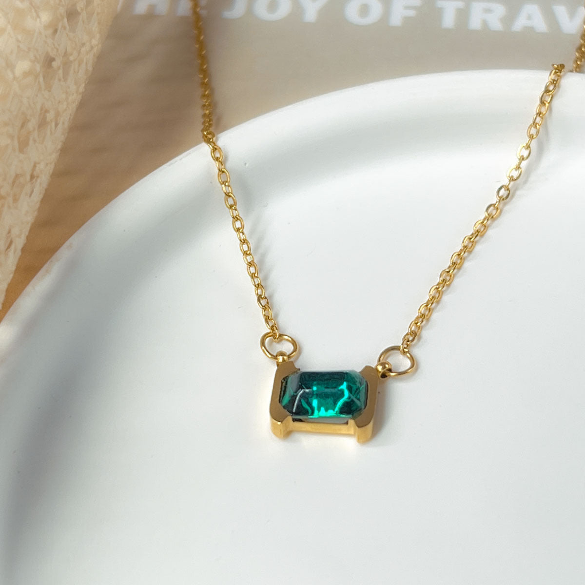 Wholesale Stainless Steel Necklace Electroplated 18K Gold Drop Necklaces ACC-NE-YuHui004