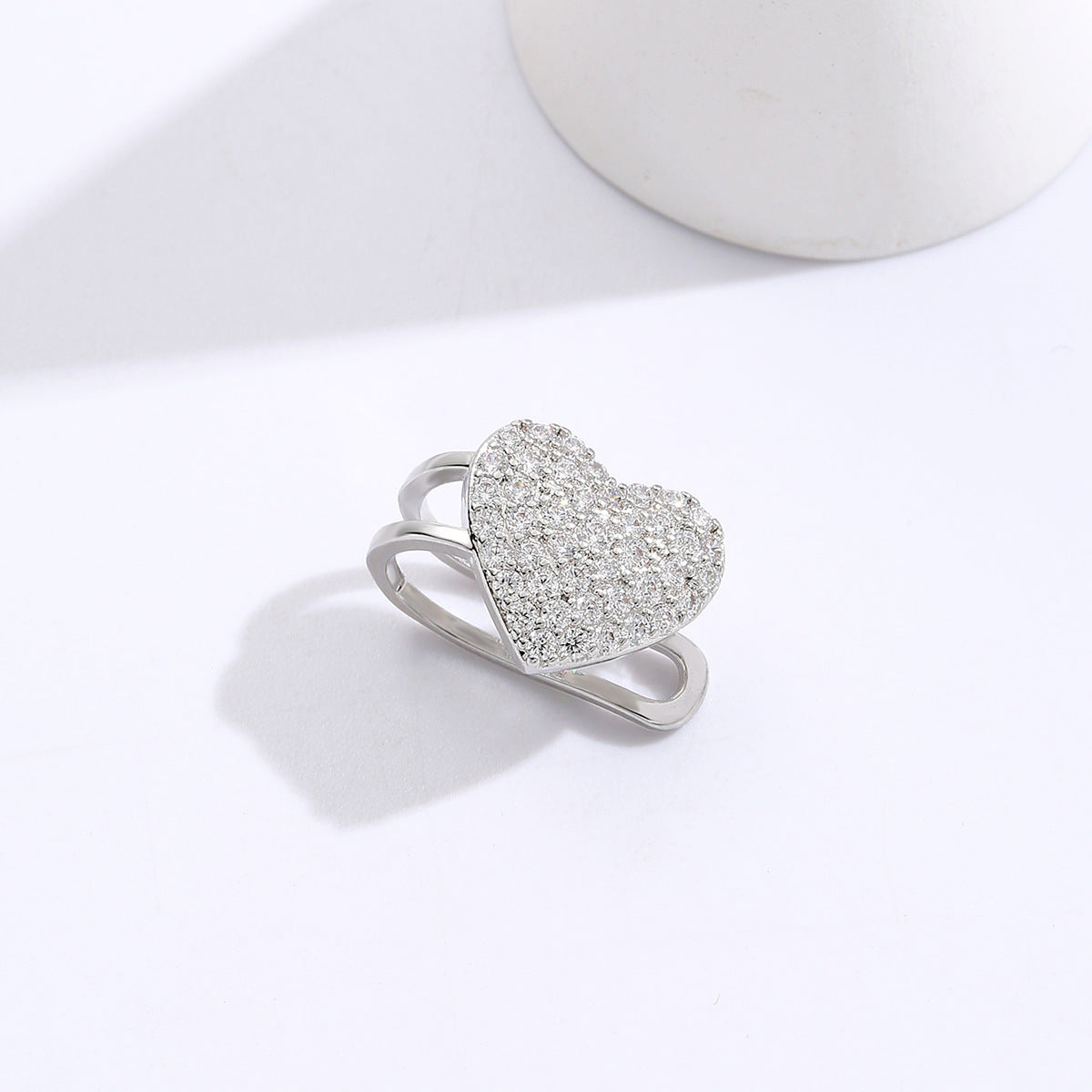 Wholesale  creative love full diamond ear clip  earrings