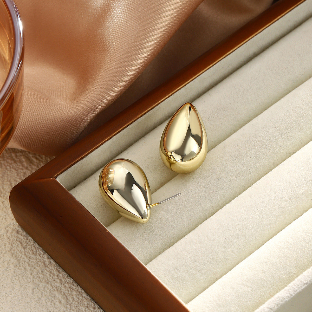 Wholesale Beans small water drop earrings