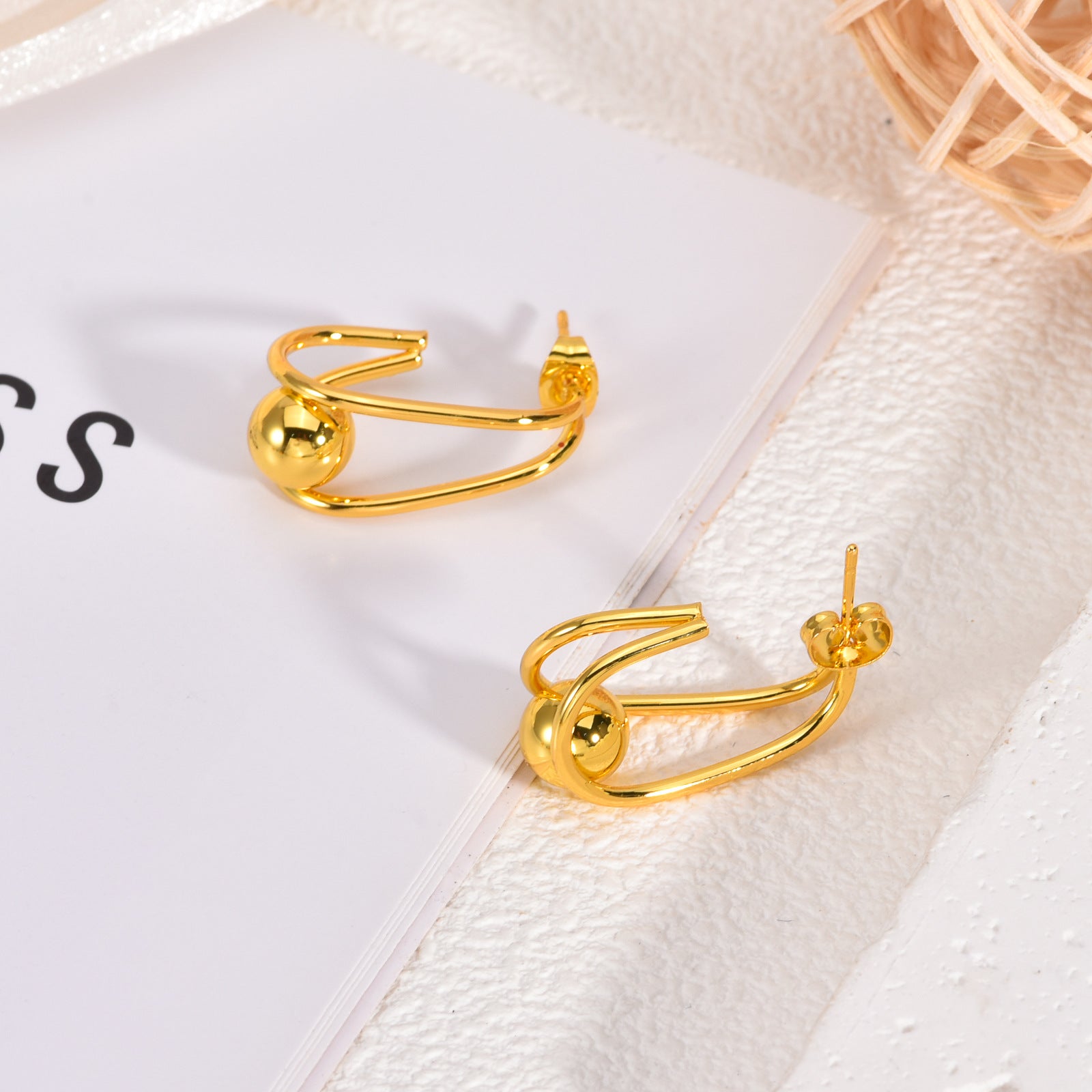 Wholesale 2PCS Stainless steel simple gold earrings