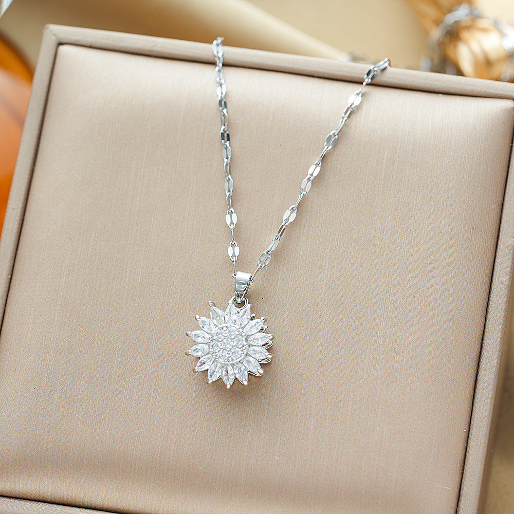 Wholesale  Light Luxury Rotatable Sunflower  Simple Titanium Steel Necklace