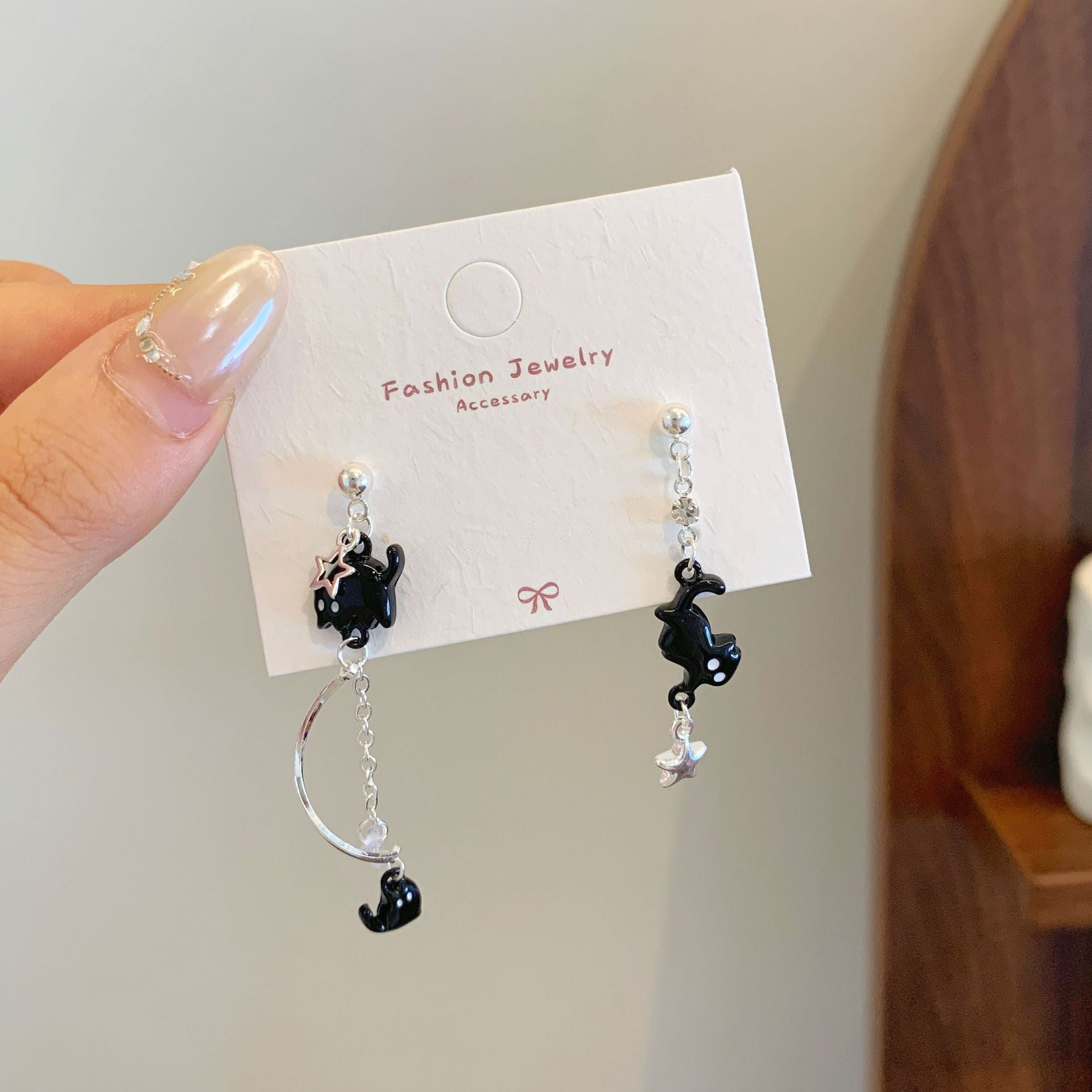 Wholesale Trendy Black Cat Earring Set,  Cute Cat Tail Design,  Silver Needle,  Zinc Alloy Drip Oil,  Everyday Jewelry Accessory