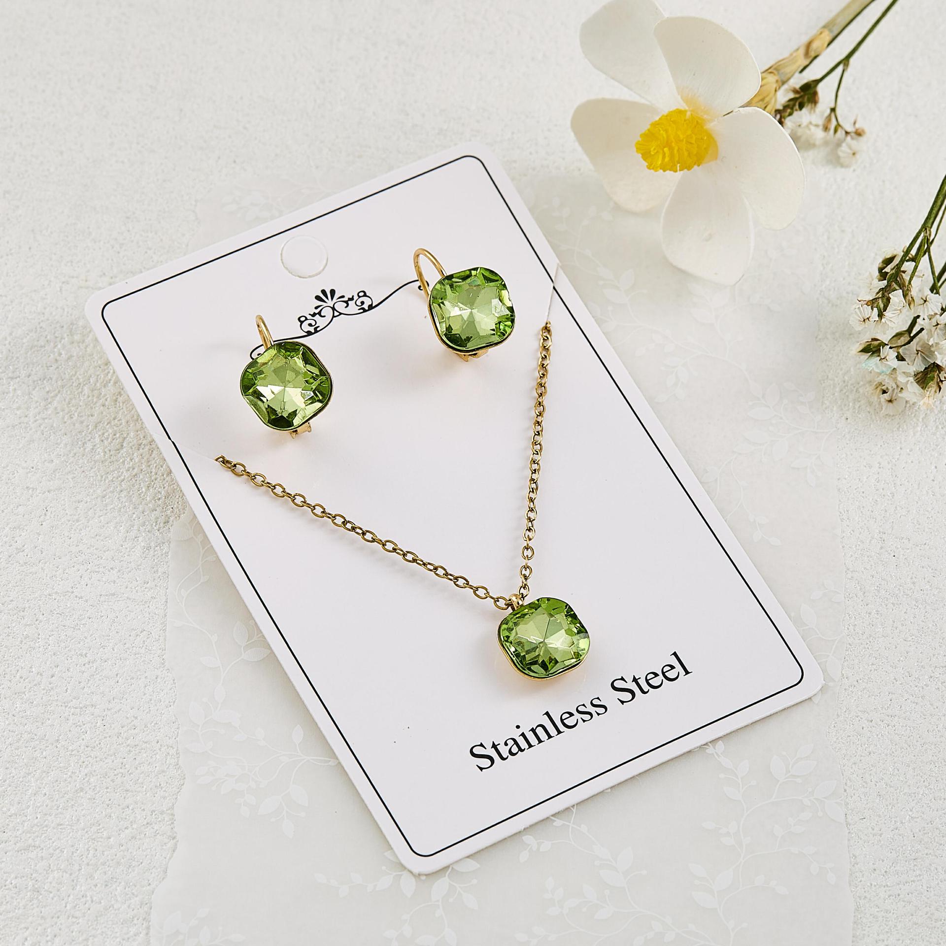Wholesale Simple Nature Design Clavicle Chain Pendant Necklace Stainless Steel Electroplated Boutique Resale Gift