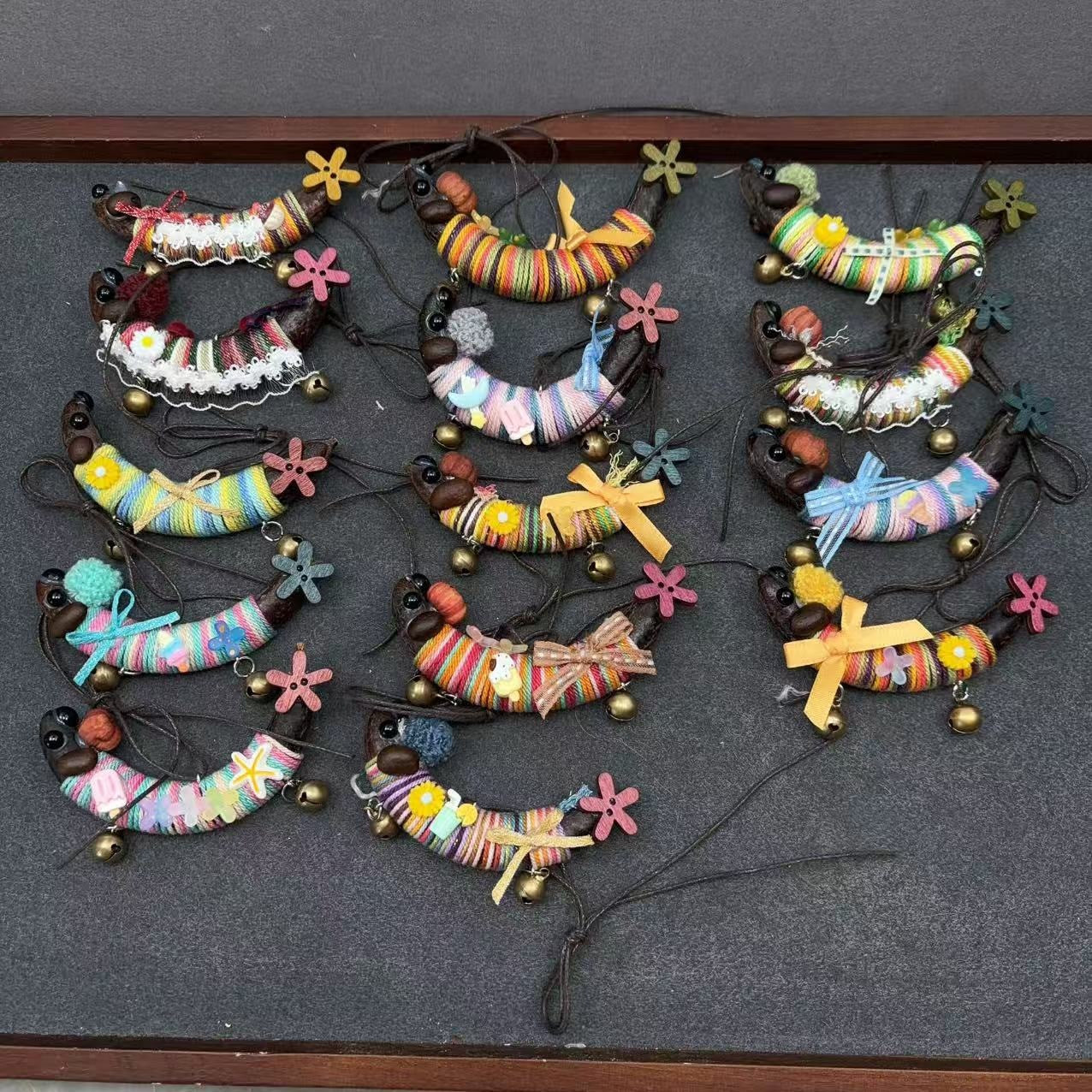 Wholesale Handmade Wood Dachshund Pendant Natural Style for Bag Car Decoration Fashion Accessory