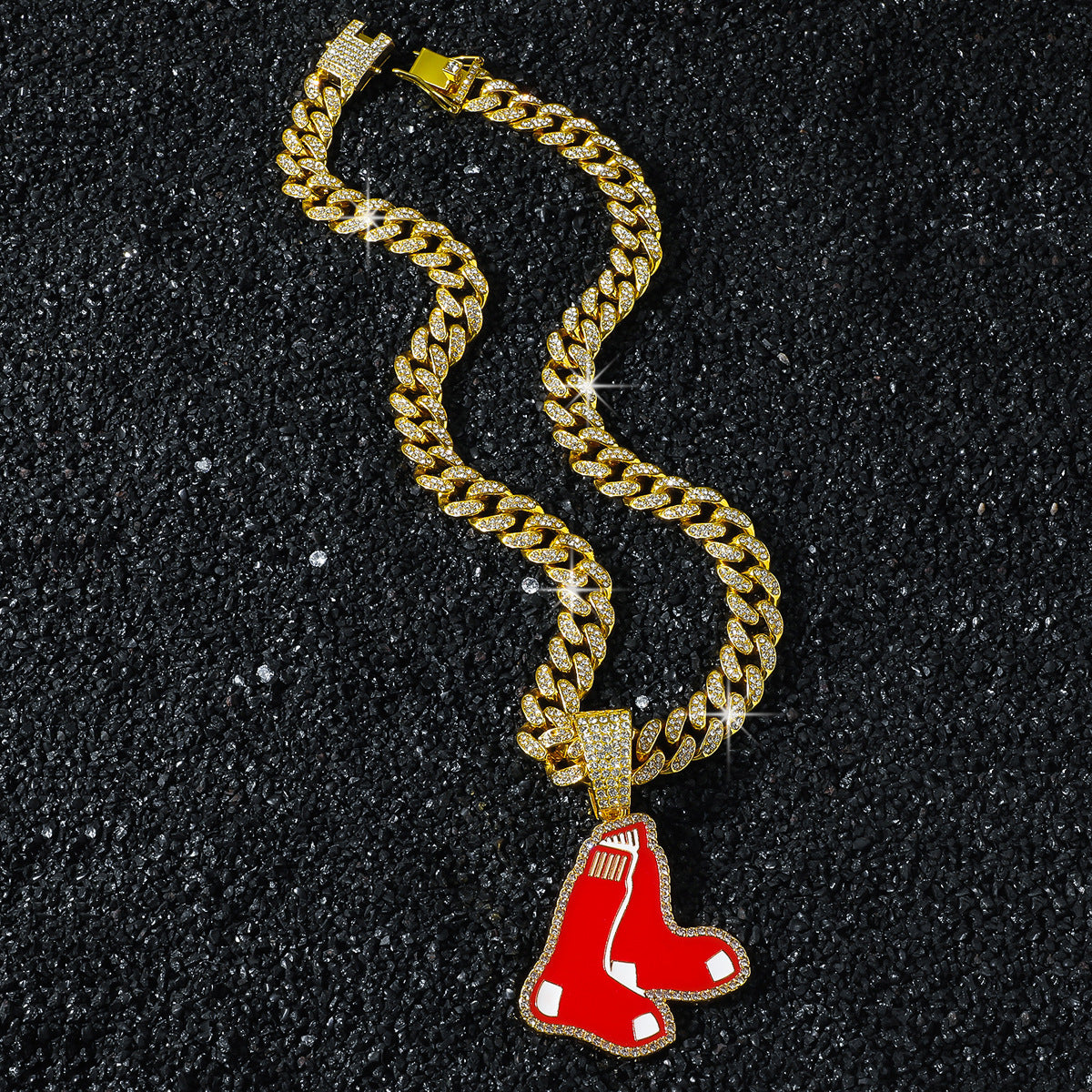 Wholesale Hip Hop Cuban Chain Pendant Necklace Men' s Zinc Alloy Electroplated Boutique Resale Jewelry Accessory