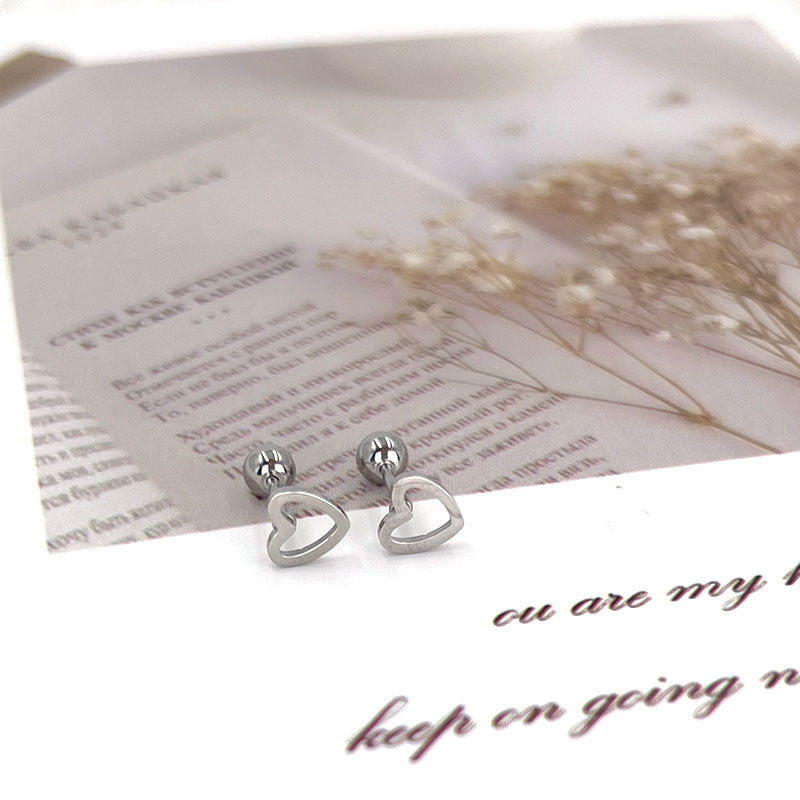 Wholesale Titanium Steel Stylish Heart  Star Screw-Back Cartilage Stud